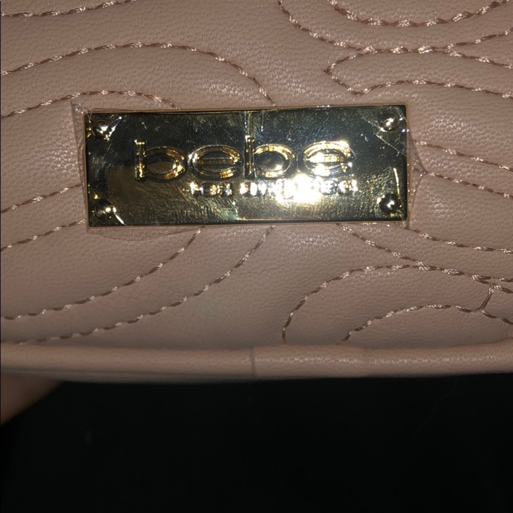 bebe - Picture 2 of 3